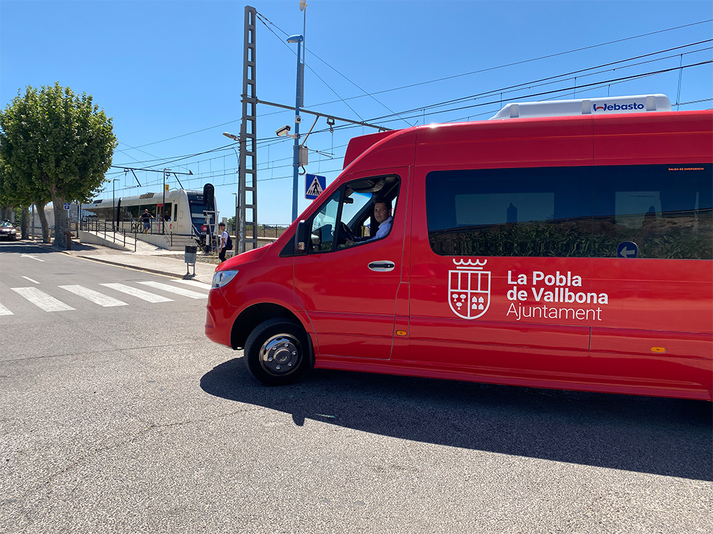 La Pobla de Vallbona posa en marxa el nou servei d’autobús urbà gratuït