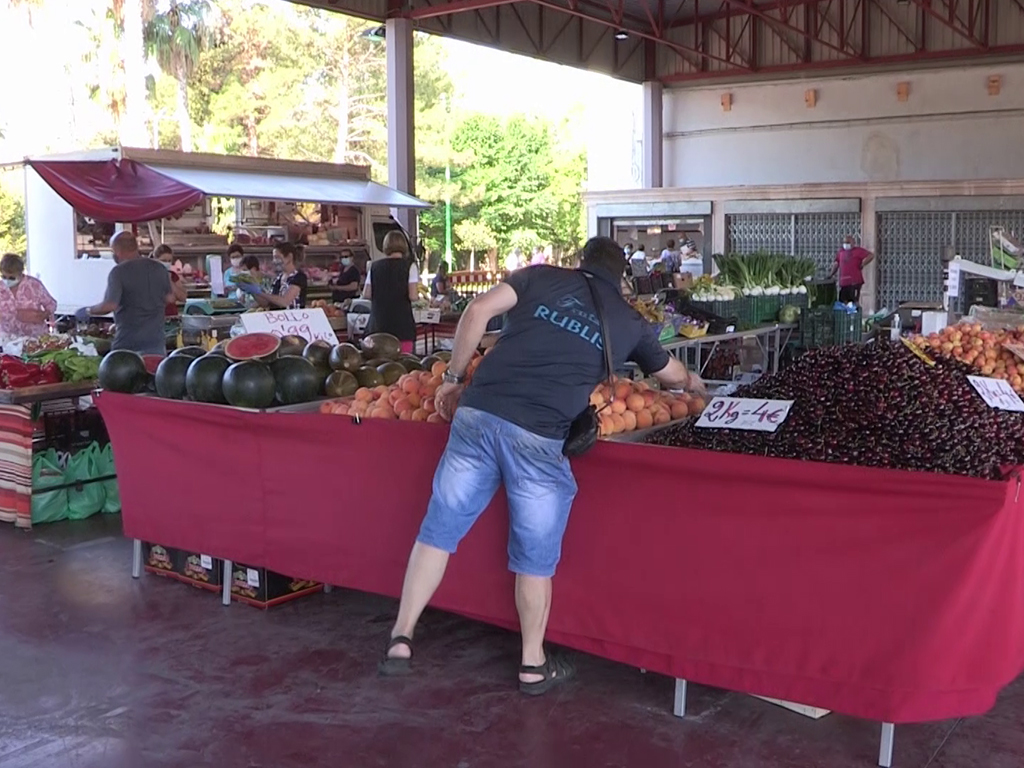 Estudi del mercat ambulant de la Pobla de Vallbona. Enquesta de participació ciutadana