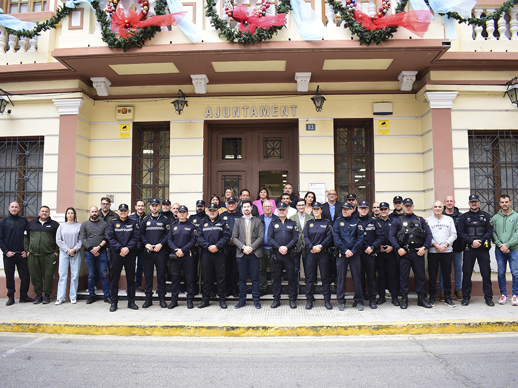 La Pobla de Vallbona inicia els tràmits per a condecorar als agents que van detindre a membres d’una banda internacional el passat cap de setmana