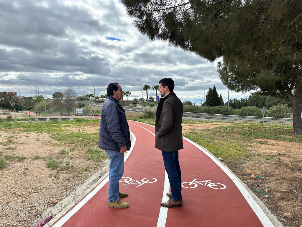 La Pobla de Vallbona obri al trànsit un nou de vianants per a vertebrar el municipi 